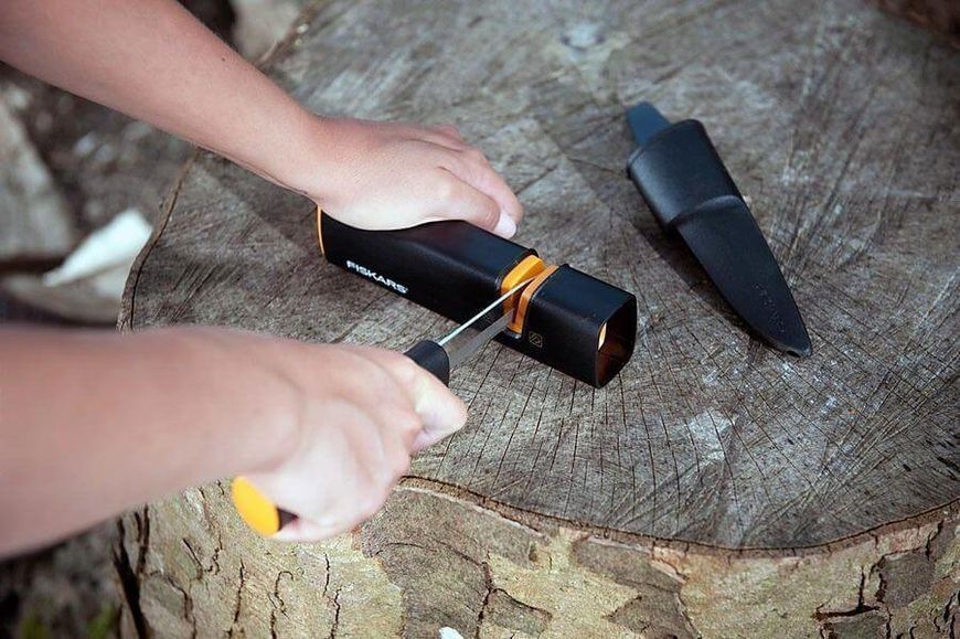Точилка Fiskars для топорів і ножів Xsharp 1000601 122 фото